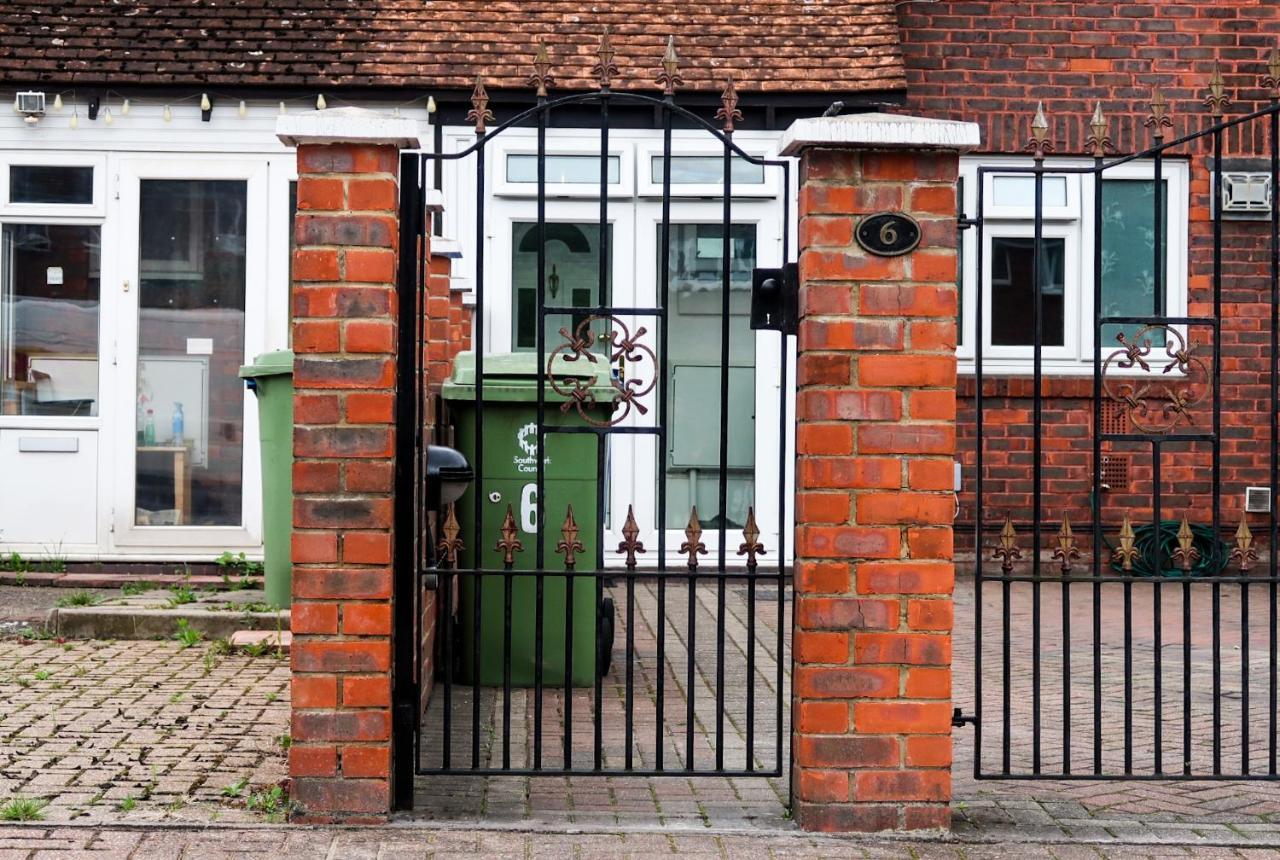 Cozy Double Room - Only Room London Bagian luar foto